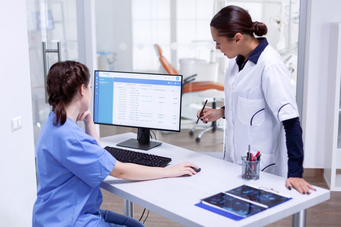 Cracking the Patient Management Code: Salesforce Consulting for Parisian Healthcare