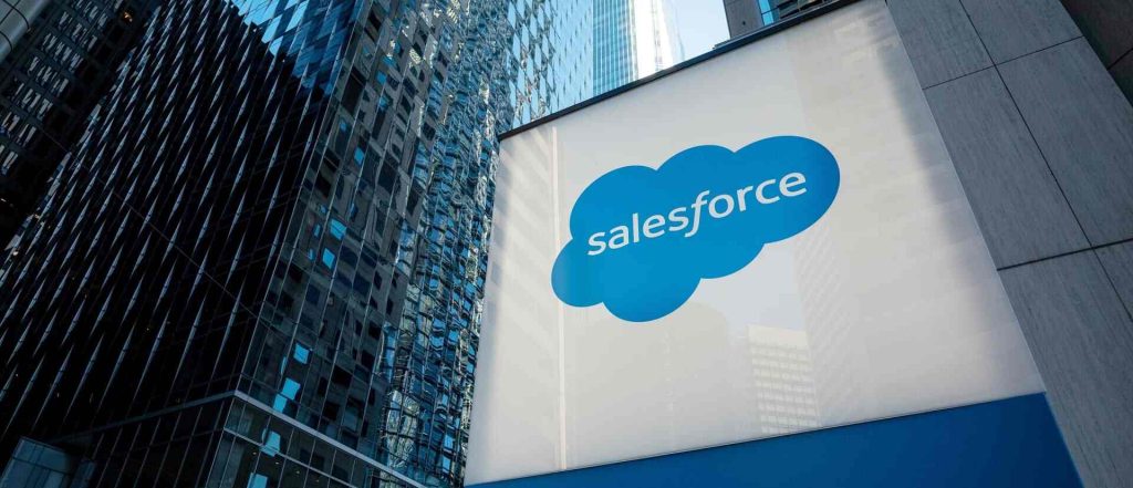 Salesforce Trends London Companies Can’t Ignore in 2025